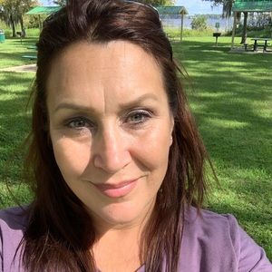 Meet your Posher, Joni